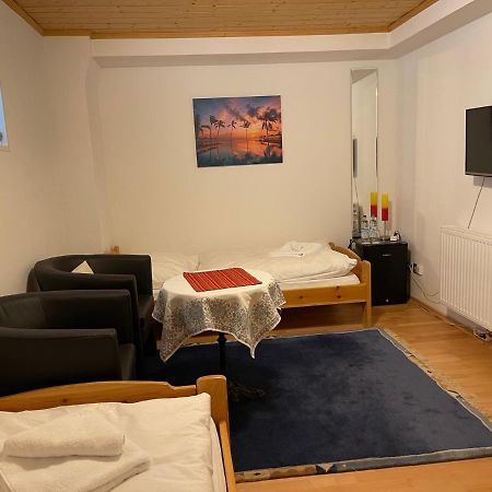 94 - Private Rooms Eichenau Екстер'єр фото