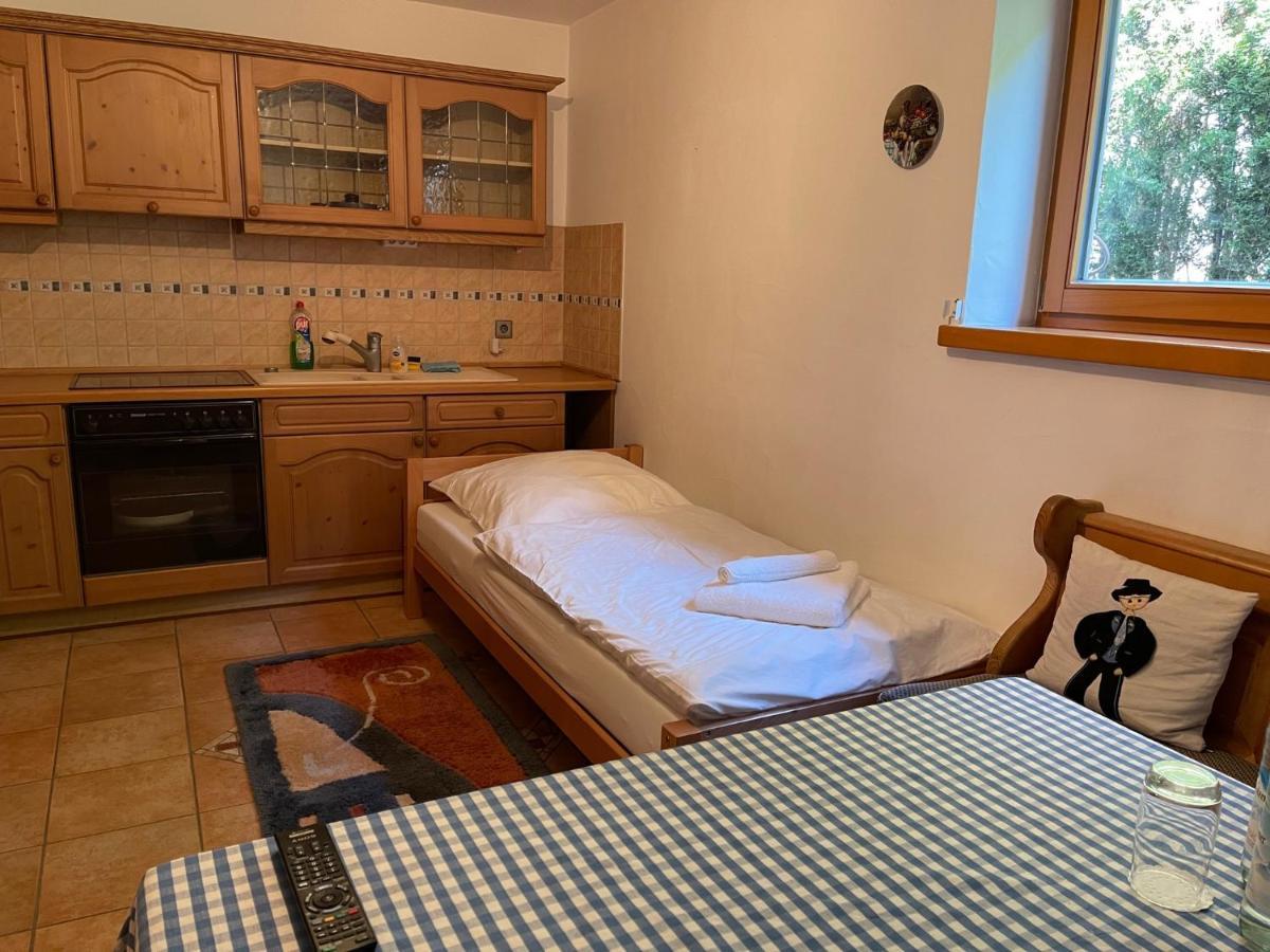 94 - Private Rooms Eichenau Екстер'єр фото