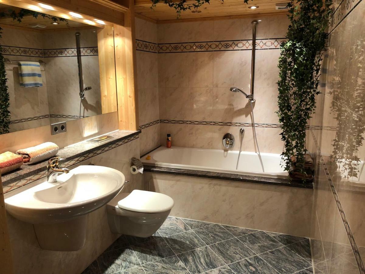 94 - Private Rooms Eichenau Екстер'єр фото